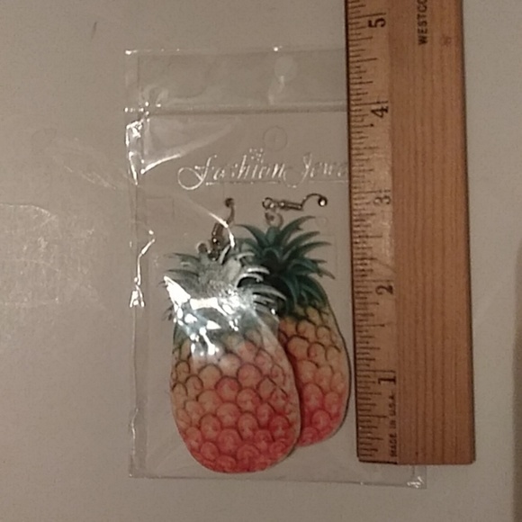 Pineapple Earrings - Picture 7 of 7